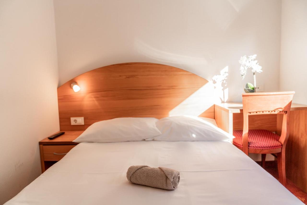 Hotel Medno Екстериор снимка