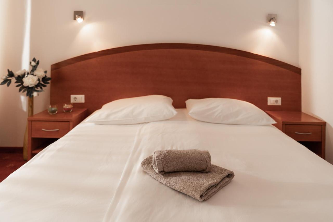 Hotel Medno Екстериор снимка